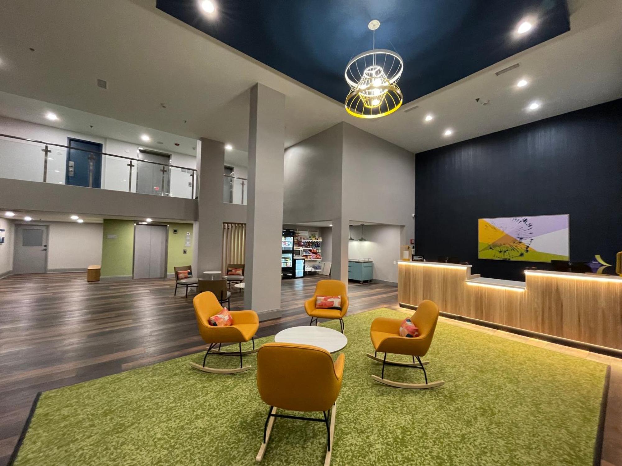 Spark By Hilton Branson Meadows エクステリア 写真