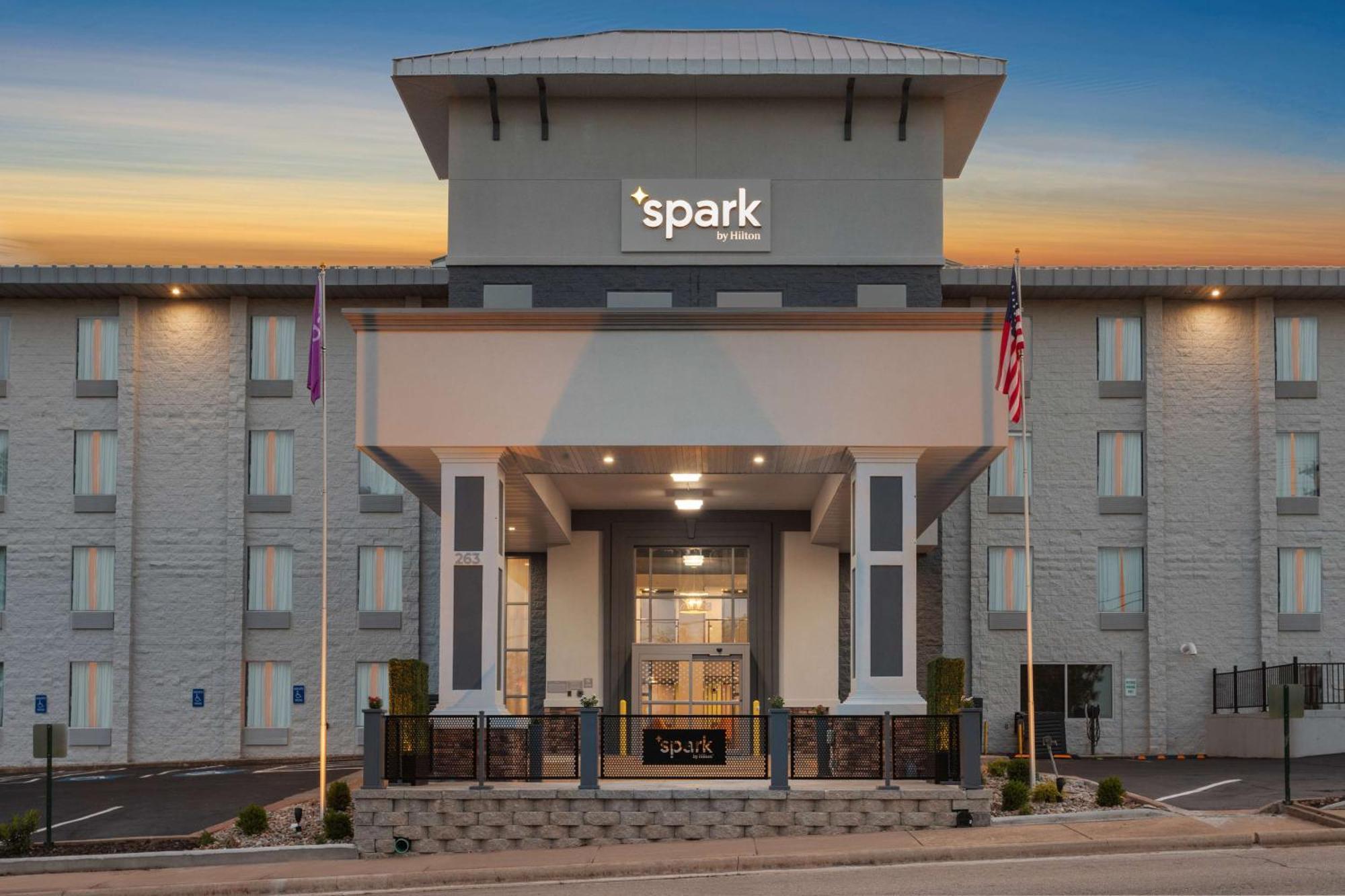 Spark By Hilton Branson Meadows エクステリア 写真