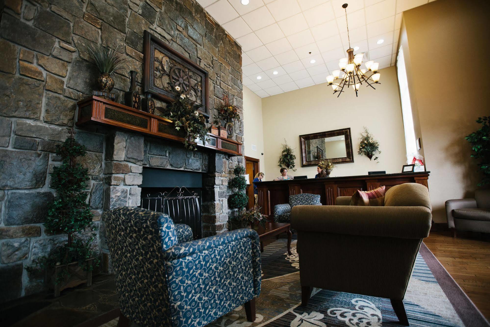 Spark By Hilton Branson Meadows エクステリア 写真