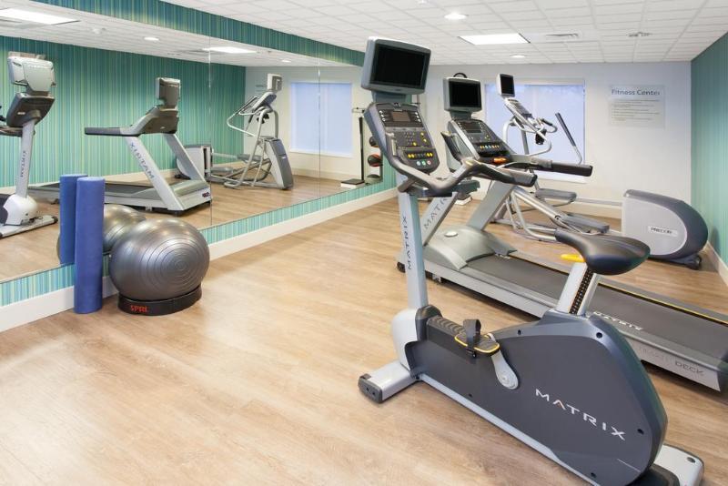 Spark By Hilton Branson Meadows エクステリア 写真